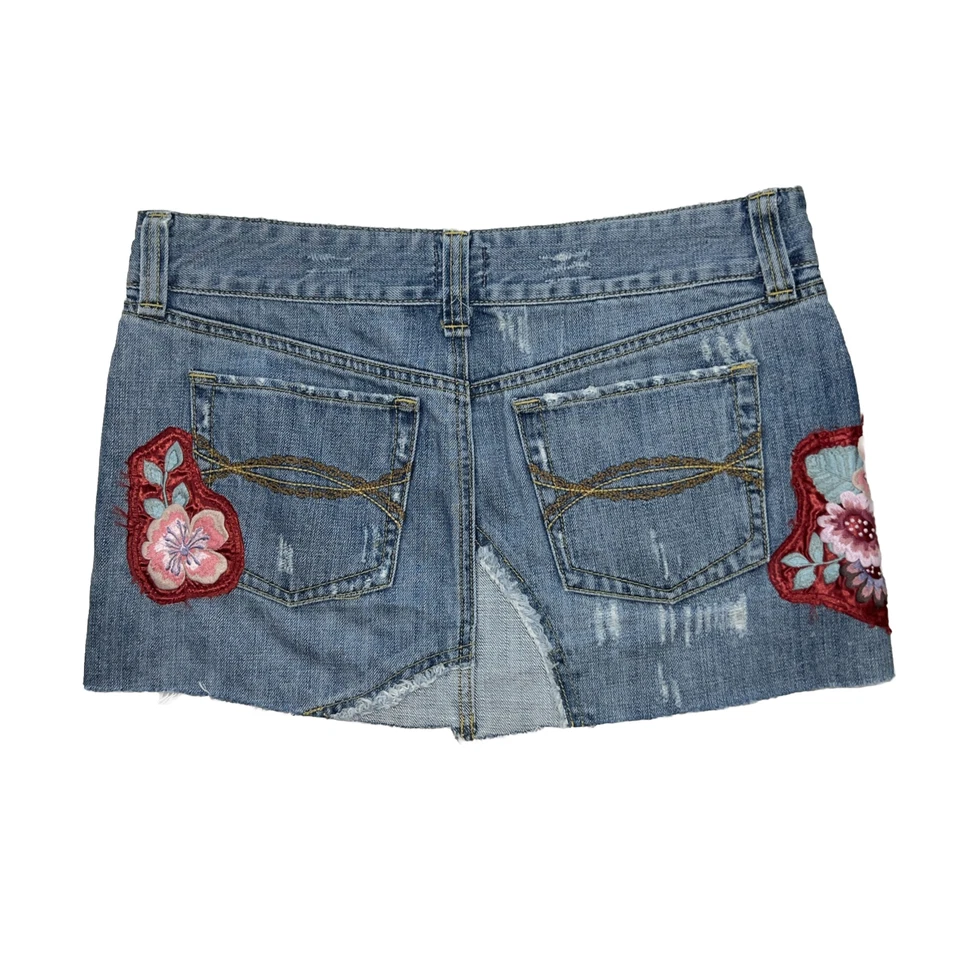 Mini Falda Jean Y2K Abercrombie & Fitch Talla 6 S Bordada Floral Tiro Bajo Denim Foto 2 de 4