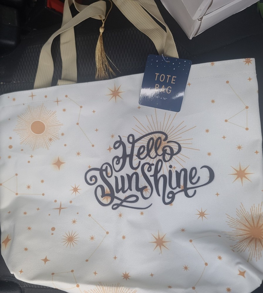 Stylish Durable Canvas Tote Bag for Everyday Use