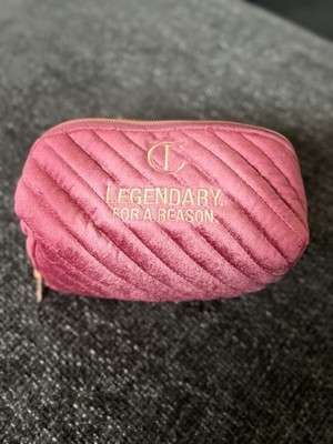 Charlotte Tilbury Rot Legendary For A Reason Kosmetiktasche Einheitsgröße. Medium. Neu mit Etikett.