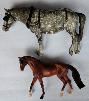 Breyer horse glossy old timer dapple gray/ Chestnut Quarter Horse Lot