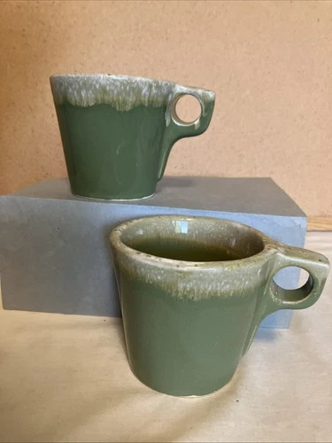 Vintage Hull Pottery USA Avocado Green Drip Glaze Coffee Mugs With “O” Handle X2
