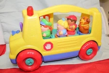 2003 PLAYSKOOL School Bus w/ Kids Dog & Bus Driver Complete Works Excellent