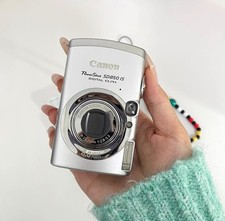 Good Condition-Canon IXUS 850is Digital Camera -With SD Card Charger-Easy-to-use