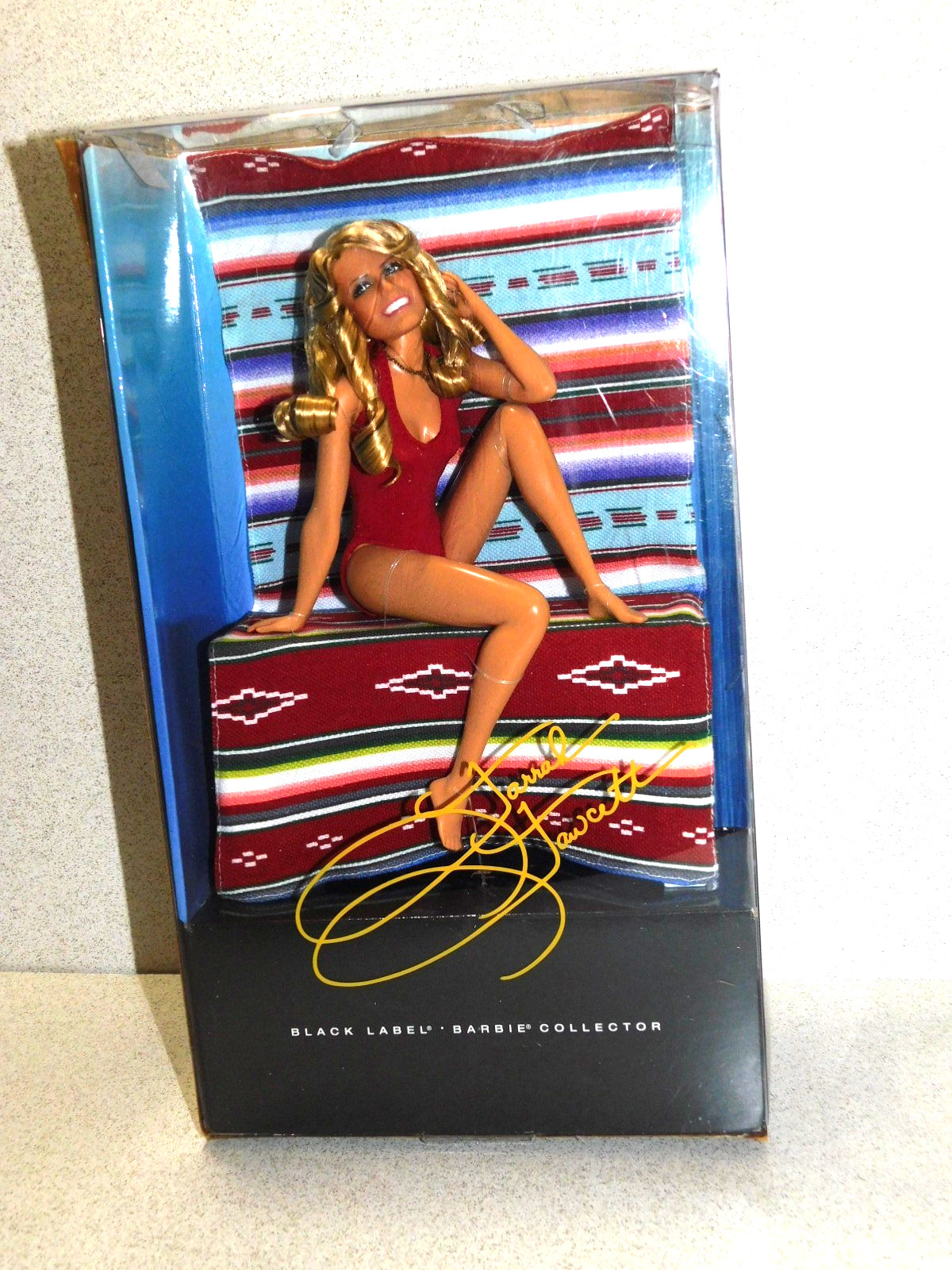 Barbie: NRFB 2010 Black Label FARRAH FAWCETT Pin Up Doll!