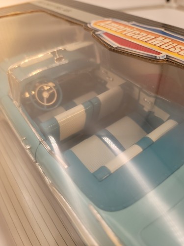 SCALA 1:18 1957 CHEVROLET BELAIR CONVERTIBILE BLU (PINNE CROMATE) DI ERTL - Foto 8 di 10