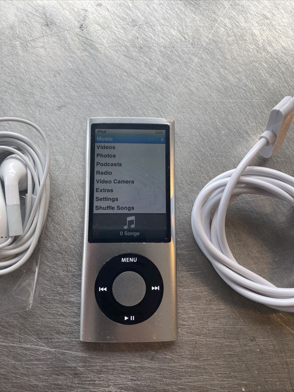 Apple iPod nano 5th Generation Silver (16 GB) New Battery. New LCD. Very Nice