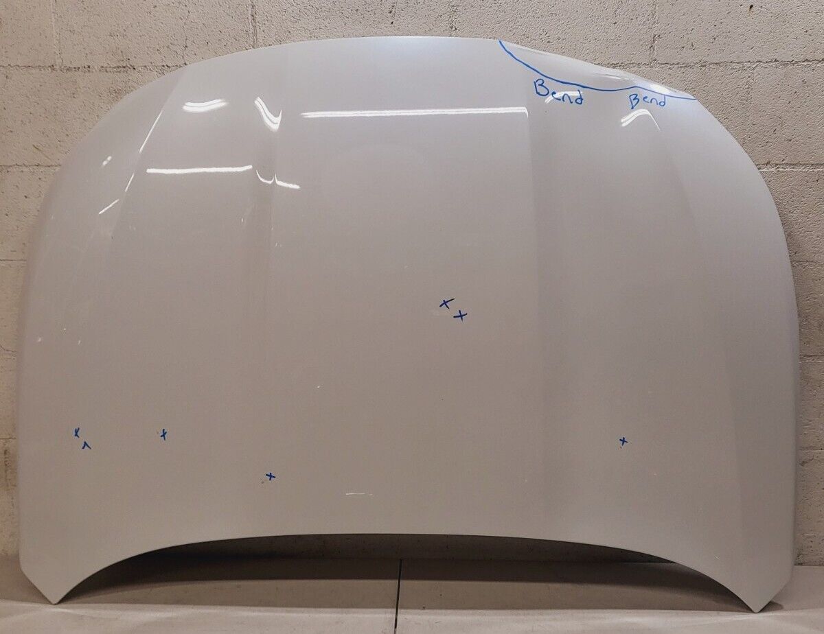 Standard Hood Fender & Mirrors | Subaru Outback 2022 Standard Hood Fender & Mirrors | Subaru Outback 2022