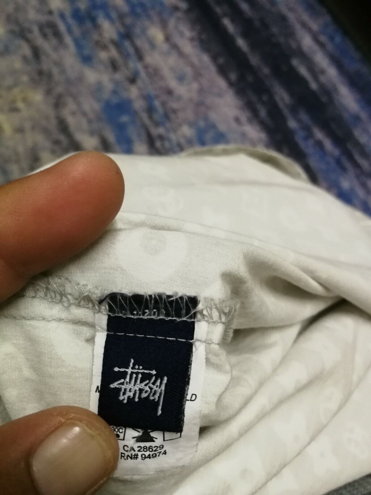 Hẻm 2hand - stussy monogram shirt Size L us Cond 9+ 2mx ❌❌hết