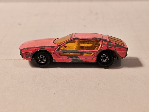 Matchbox Series #20 Pink Or Orange Lamborghini Marzal - Picture 3 of 9