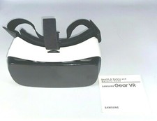 SAMSUNG Gear VR Virtual Reality Oculus Headset Glasses SM-R322 White