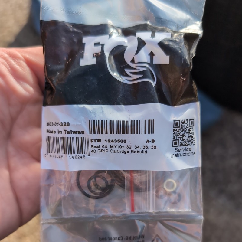 Fox GRIP Damper Seal Kit with Seal Head. 803-01-320 All size forks 2019 onwards