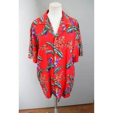 Paradise Found Shirt Medium Red Parrot Tropical Hawaiian Button Magnum PI Mens