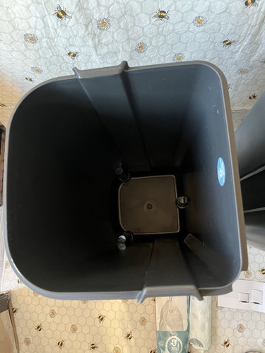 Brabantia Bo Pedal Bin 2 x 30L Inner Buckets White Waste/Recycling Kit**DENTED** - Picture 16 of 24