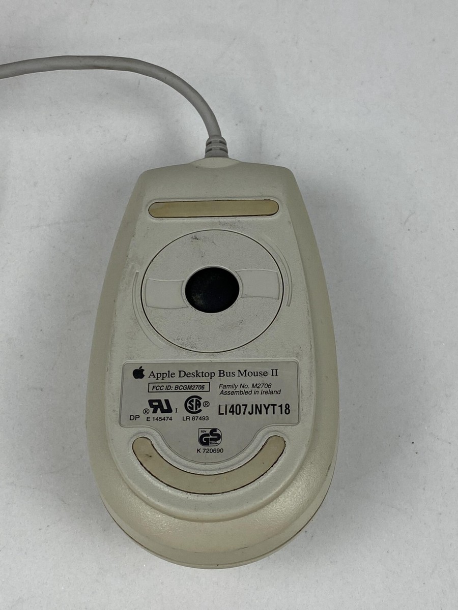 Apple Desktop Bus Mouse II ADB [Model No. M2706] 1990's