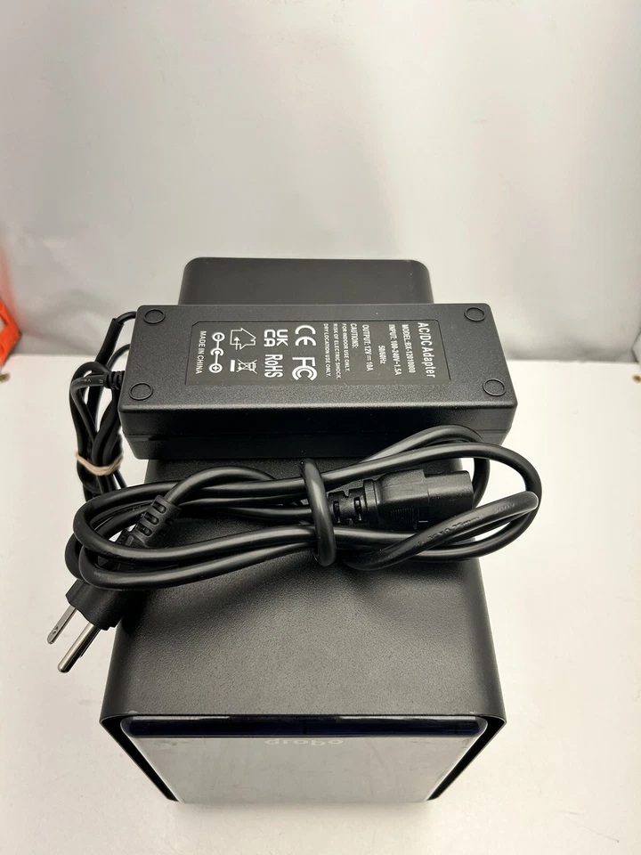 DROBO DRDR3-A 4-bay (5TB) External Storage Array W/POWER SUPPLY - Image 3 of 4