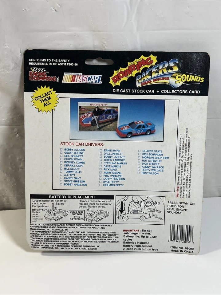 Vintage Racing Champions NASCAR 1:64 Scale Roaring Racers #33 Harry Gant - Image 2 of 4