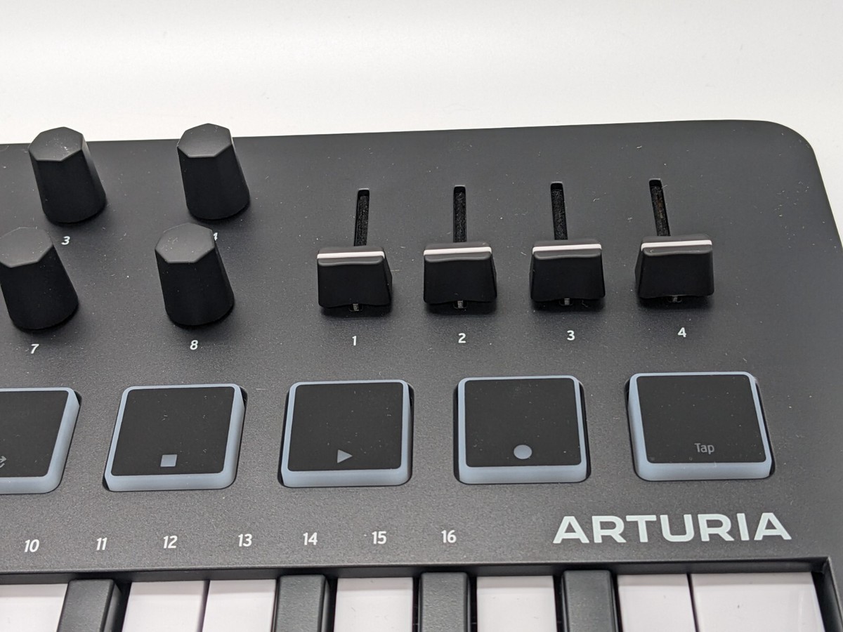 Arturia MiniLab 3 USB keyboard MIDI controller music production 25