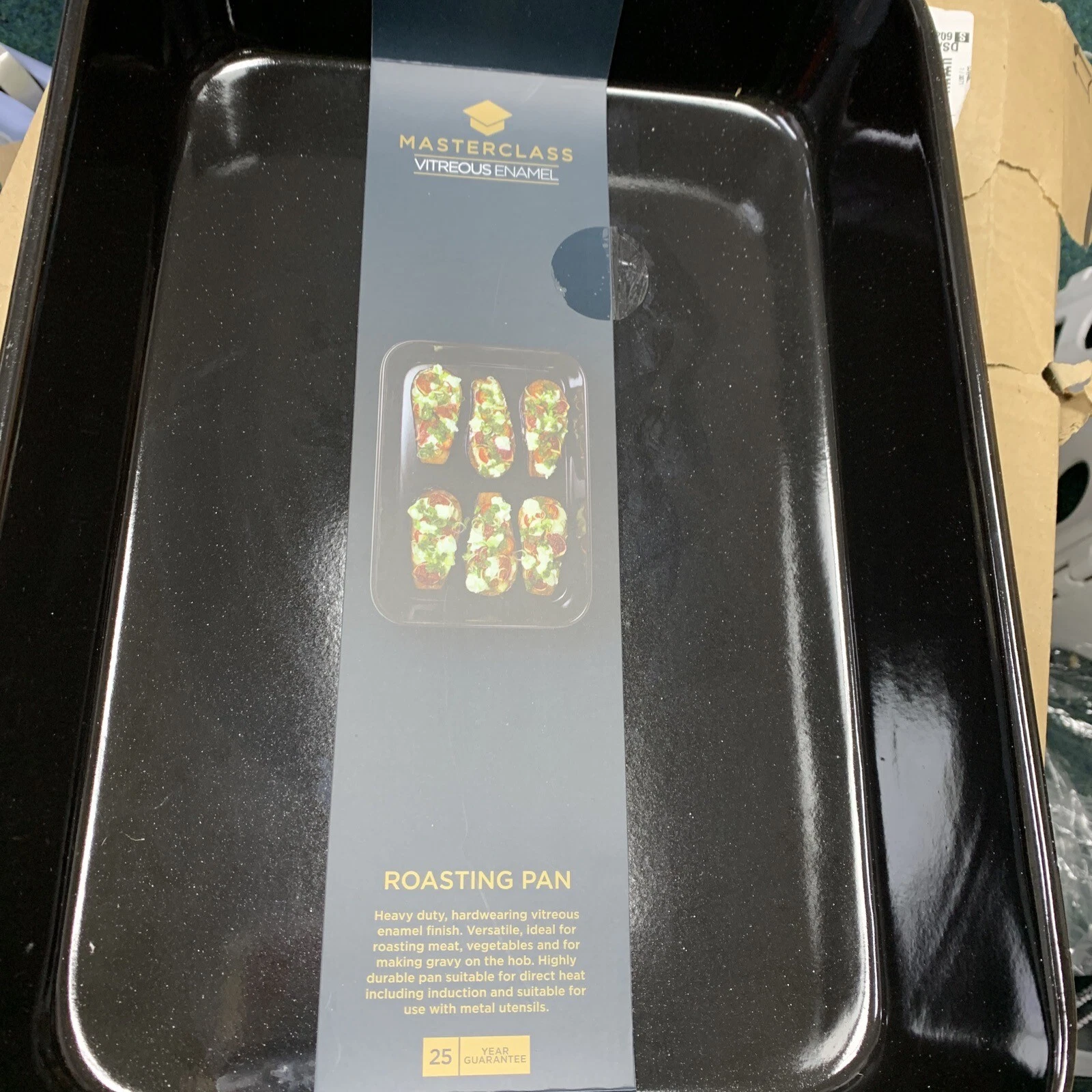 MasterClass Steel Vitreous Enamel Roasting Pan features Scratch Resistant
Opens in a new window or t