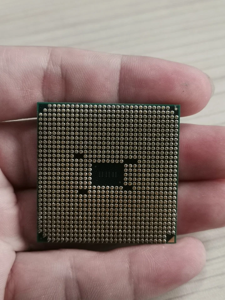 AMD A10-5800K Socket  CPU Processor A10-Series Quad-Core 3.8GHz  AD580KWOA44HJ - Image 2 of 2