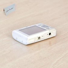 Canon IXY 110 IS Silver Compact Digital Camera 10.0MP 1/2.3 type CCD F2.8 - F4.9