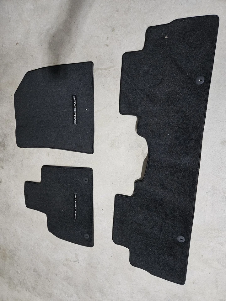 Hyundai Palisade 7 Seat Floor & Trunk Mats 2020,2021, 2022, 2023, 2024, 2025 OEM - Image 2 of 3