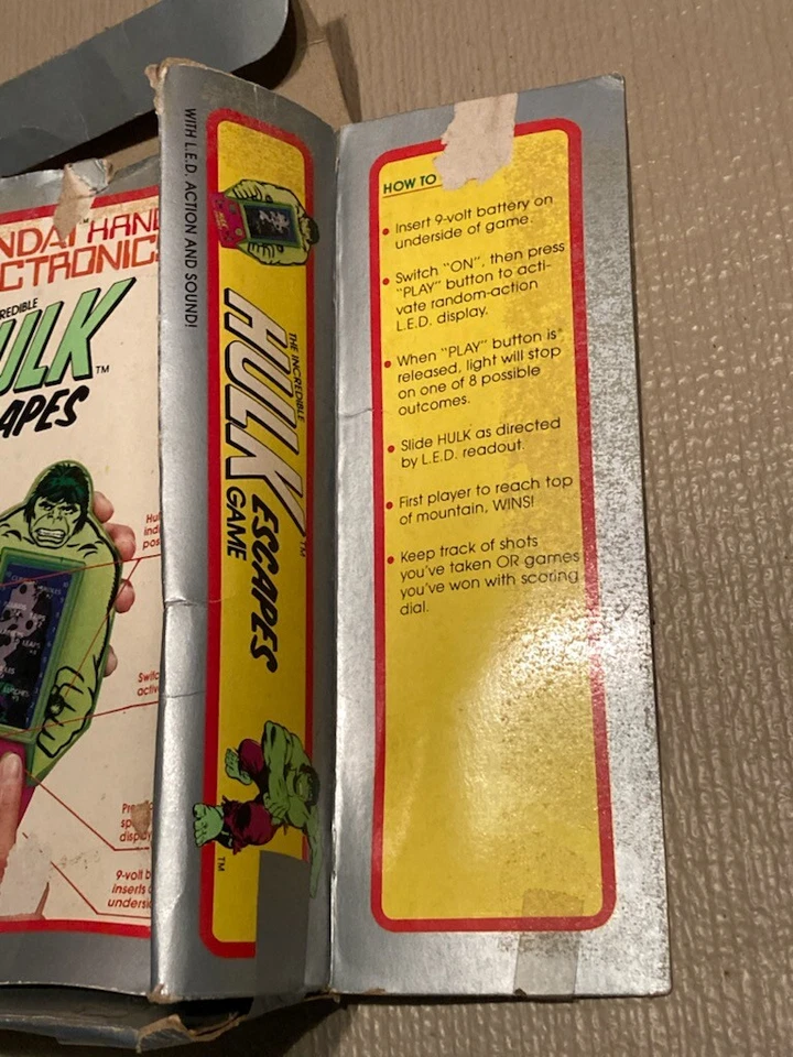 Vintage 1978 Hulk Escapes Bandai Handheld Game - Image 3 of 4