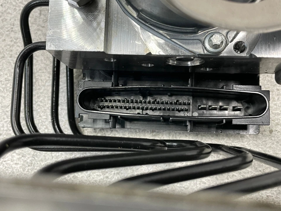 Блок модуля антиблокировочного тормозного насоса 09 10 11 Porsche 911 997 ABS 1619 OEM - Изображение 3 из 4