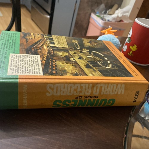 Guinness Book Of World Records 1974 Hardback Edition Vintage book - Picture 6 of 6