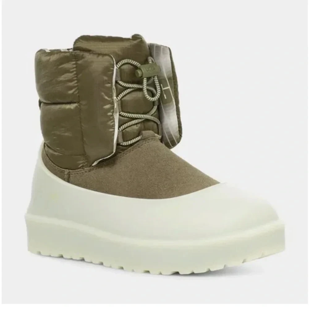 UGG Green Low (1-1.9 in) Heel Height Boots for Women for  display picture 2