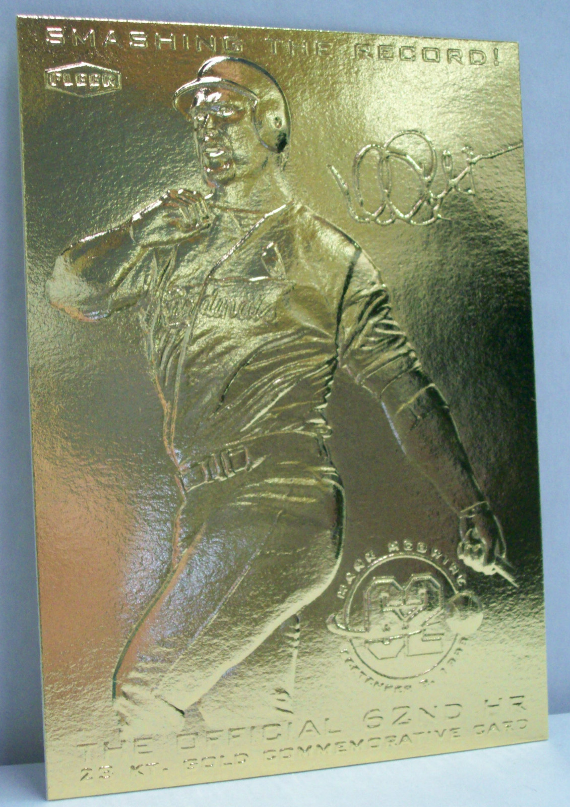 1998 Fleer Smashing the Record Mark McGwire 23KT Gold Commemorative