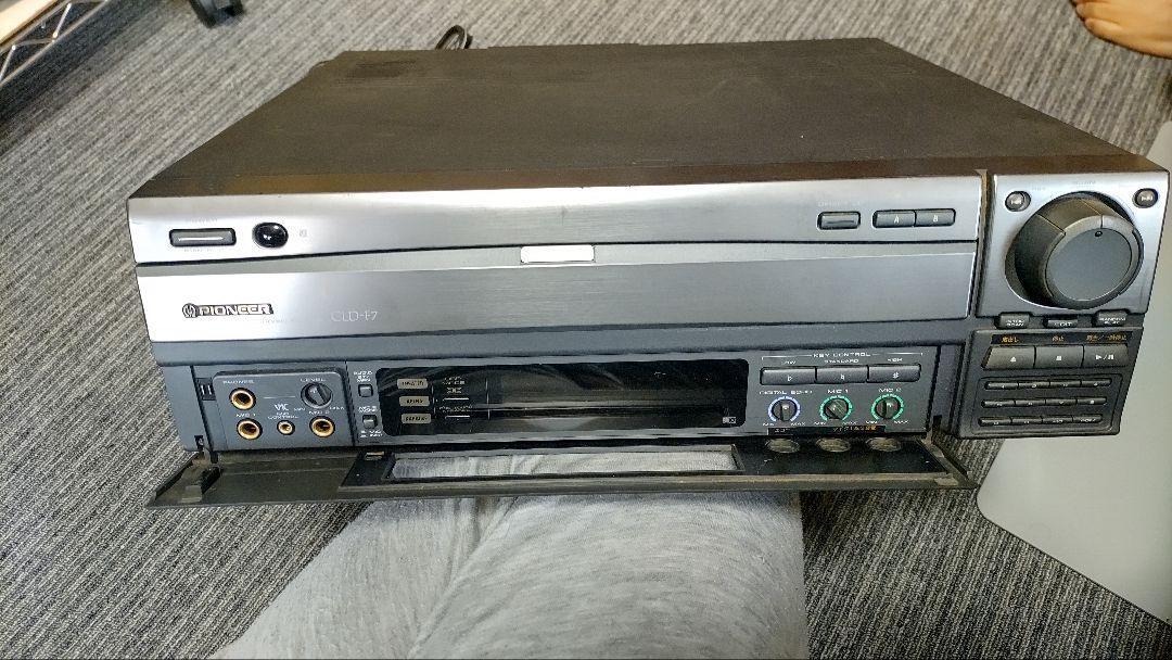 Pioneer LDプレーヤー　CLD-F7 両面再生機 Pioneer LDプレーヤー CLD-F7 両面再生機 - メルカリ