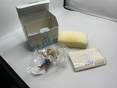 Disney IT'S A SMALL WORLD COWBOY Howdy Pardner U.S.A. Retired Ornament WDCC RARE