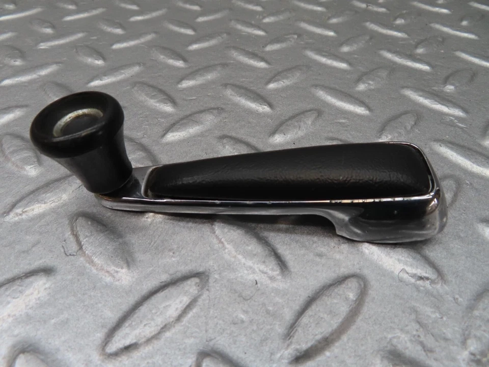 ♥12761♂ Mercedes-Benz W111 220SE manivela elevador de ventana Foto 3 de 4