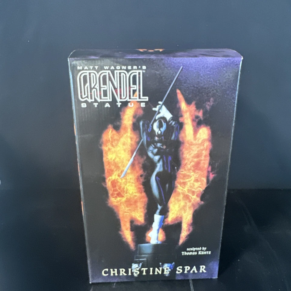 Estatua de Grendel Christine Spar Matt Wagner 2000 #106/2000 Bowen Designs Foto 3 de 4
