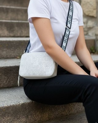 DAMENTASCHE 4US CESARE PACIOTTI OF WHITE 10291 SCHULTERTASCHEN MODE 2026