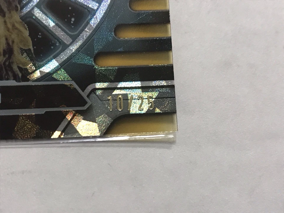 2024 Topps Star Wars High Tek Chewbacca Gold Fantastek 10/25 - Image 3 of 3