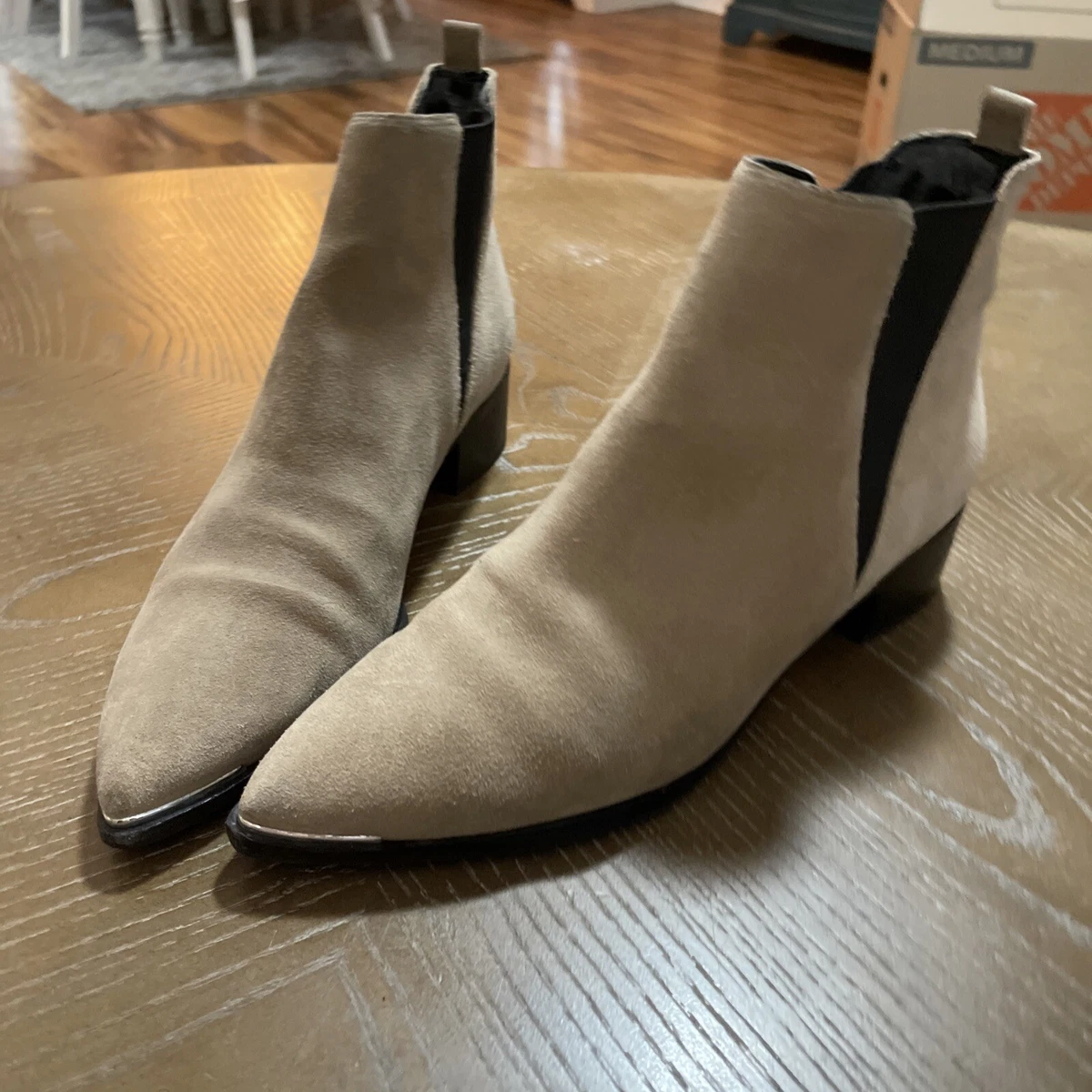 Marc by Marc Jacobs Womens Mlyale Chelsea Boots Size 9 M Suede