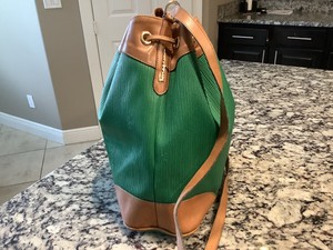 saddleback leather bucket backpack