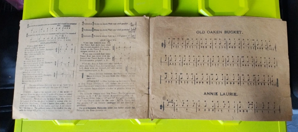 Antiguo instrumento de cuerda musical de acorde de arpa cítara marxófono Foto 3 de 4