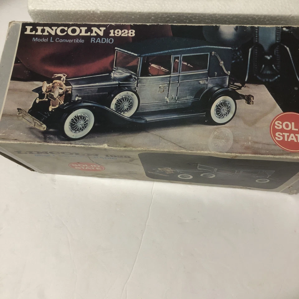 Lincoln 1928 model L convertible Solid State Radio VTG Collectible Original Box - Image 2 of 4