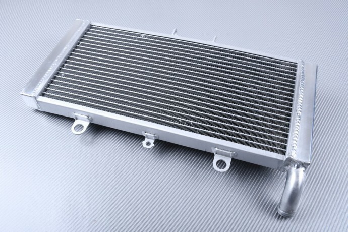 Radiateur moto Silver Racing améliore le refroidissement de la HONDA CB1300S 2009-2014