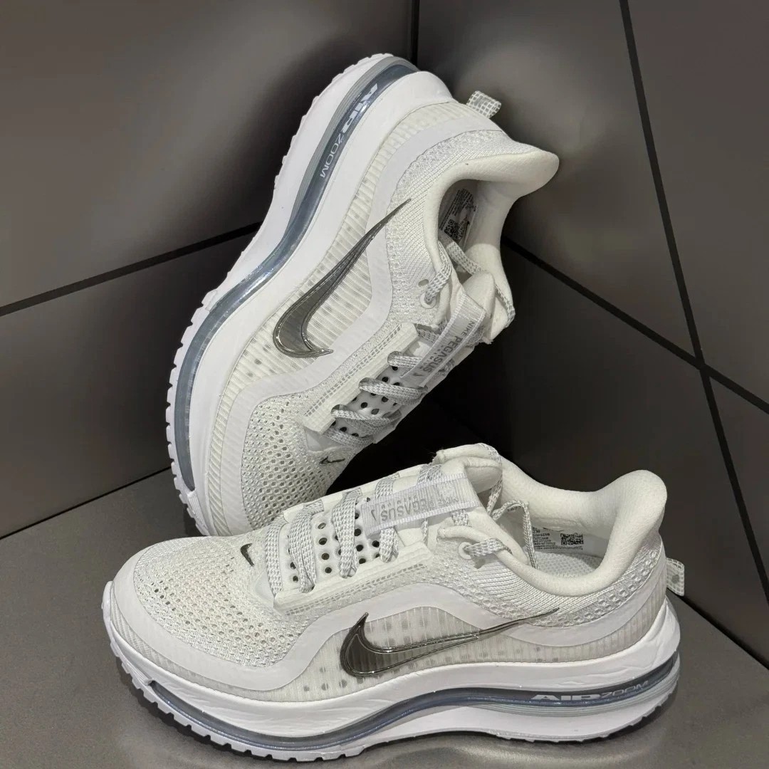 Size 11 - Nike Pegasus Premium White Metallic Silver for sale