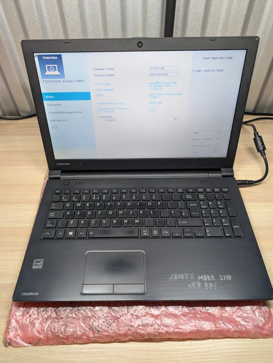 Toshiba Intel Core i3 4th Gen. 4GB RAM PC Laptops & Netbooks for