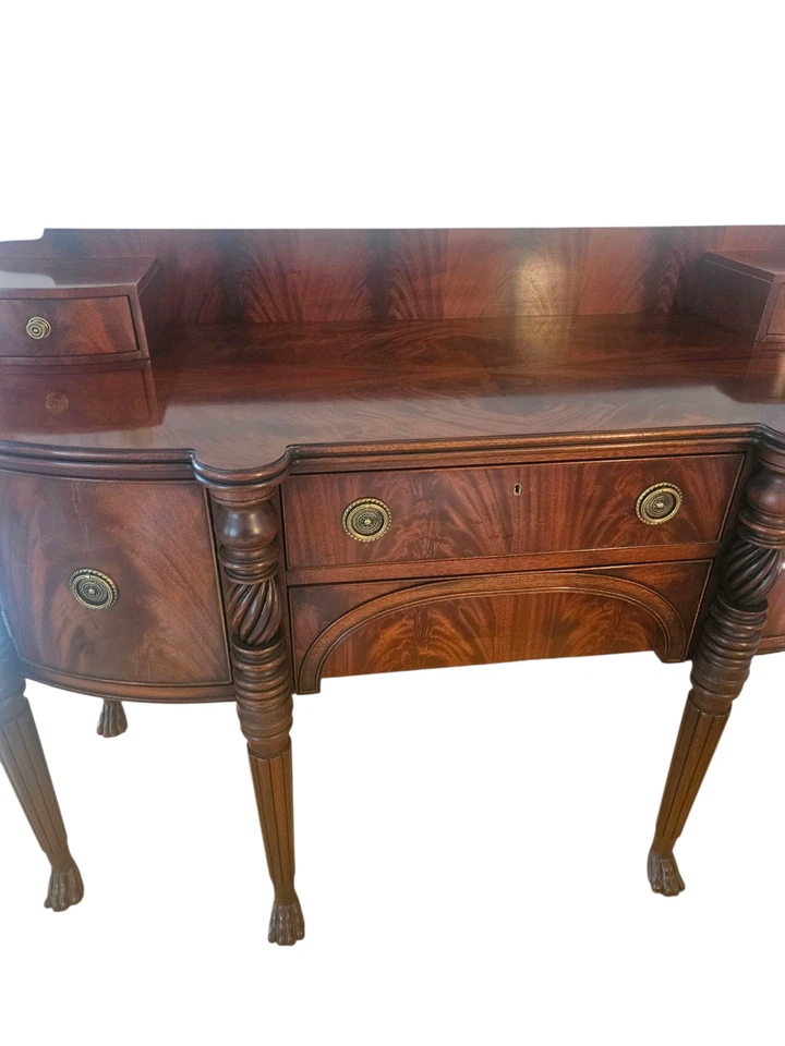 Aparador Henredon Flame Caoba Buffet Credenza Hepplewhite Paw Foot Huntboard Foto 2 de 4