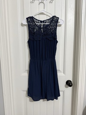 MINE- Women SLEEVELESS LACE CHEST MINI DRESS/ FITTED WAIST/ NAVY BLUE DRESS  (S)