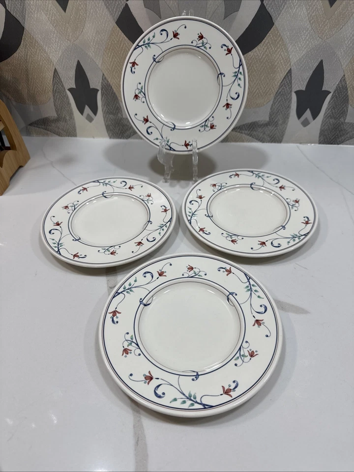 Cuatro platos de pan Mikasa Annette - platillos sin usar muy buen estado Foto 4 de 4