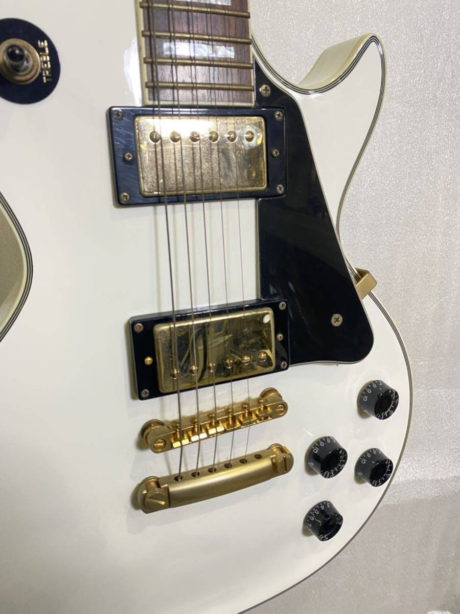Grass Roots G-LP-60C Les Paul Electric Guitar White w/ Case Grass Roots G-LP-60C Les Paul Electric Guitar White w/ Case
