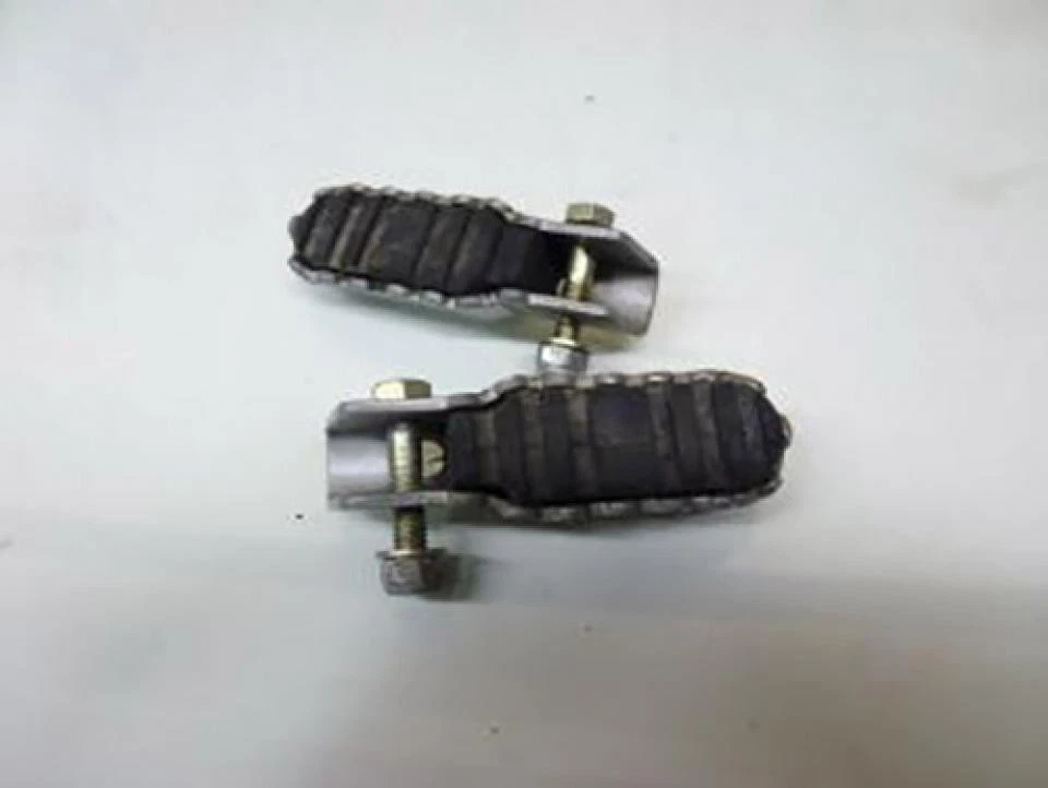 Cale pied origine pour Moto Derbi 50 Senda Occasion - Photo 1/1