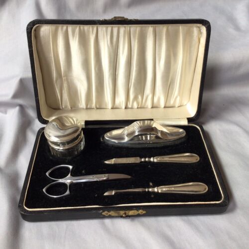1938 Solid Silver Manicure Set By Daniel Manufacturing Company Sheffield, Cased - Picture 1 of 12