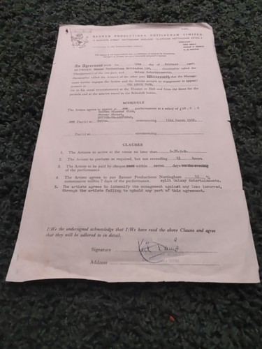 Relacionado con la raza inactiva - Contrato de árbol de limón firmado por el gerente y Mike Hopkins - Imagen 3 de 3